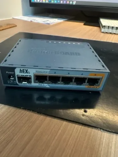Mikrotik RB760iGS