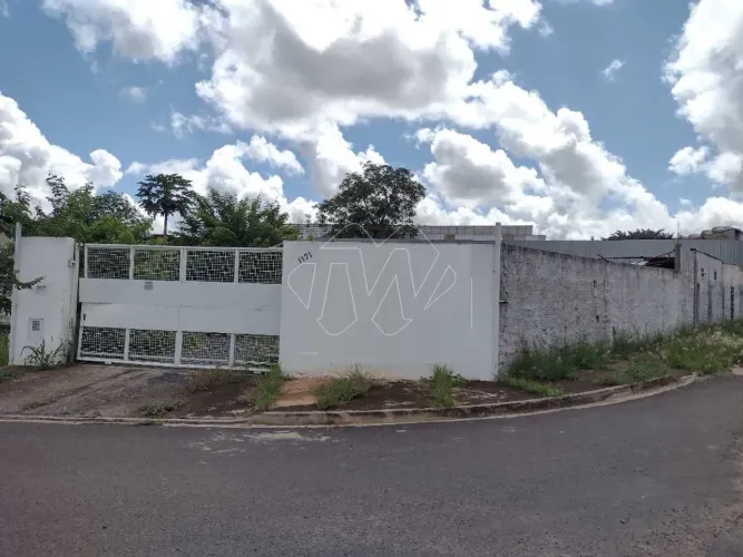 Venda de Comercial / Barracão/Galpão na cidade de Araraquara
