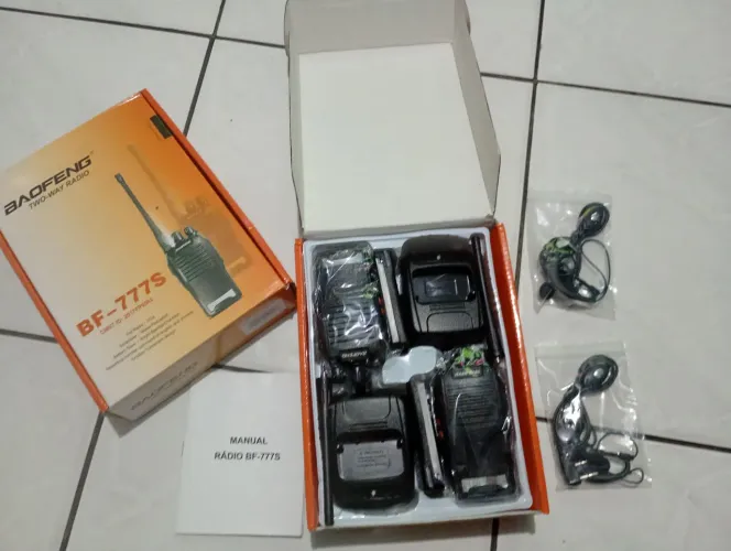 Rádio Baofeng BF-777S