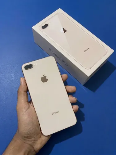 iPhone 8 Plus