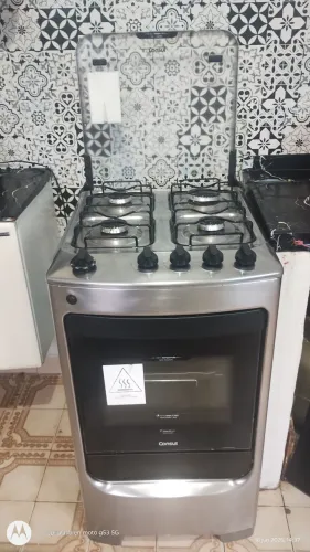 Estou vendendo meu fogão porque vou viajar; ele está praticamente novo.....800..