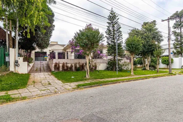 Casa comercial, 255 m² por R$ 8.150/mês - Guabirotuba - Curitiba/PR