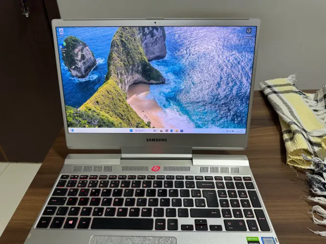 Notebook Gamer Samsung Odyssey NP850XBD - GTX 1650 - Intel i5 - Excelente Estado