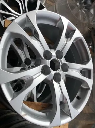 Roda Mitsubishi Outlander aro 18 2015