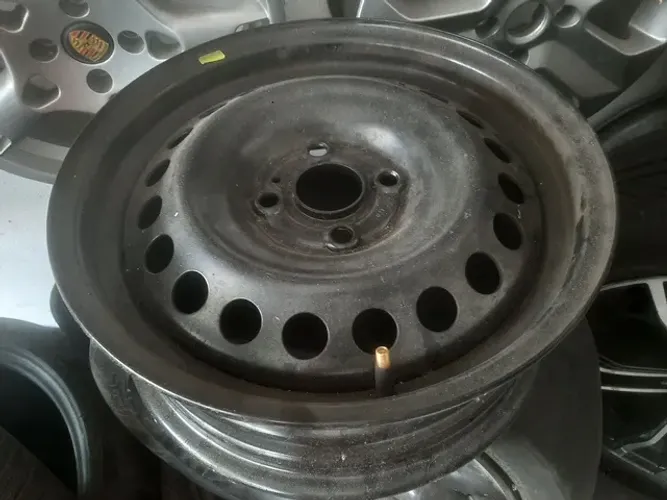 Roda aro 15 Honda City Preta originais 4x100