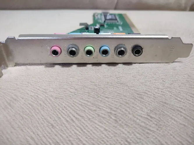 Placa de Som Sound Blaster PCI 5.1