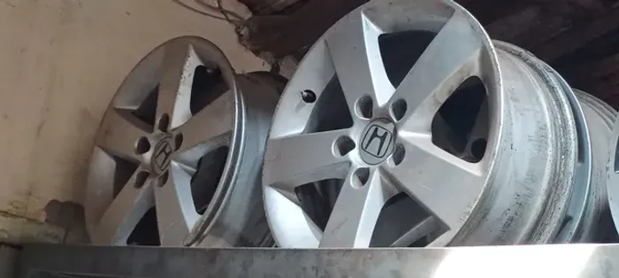 Roda Civic aro 16