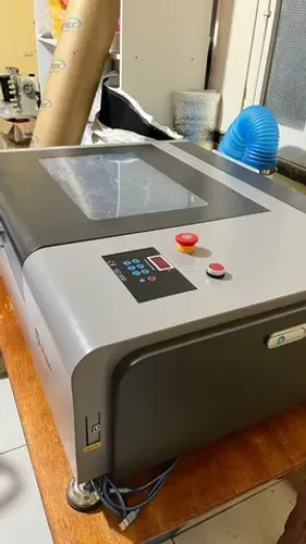 Corte e Gravação a laser tubo CO2 profissional acrílico e mdf aceito troca