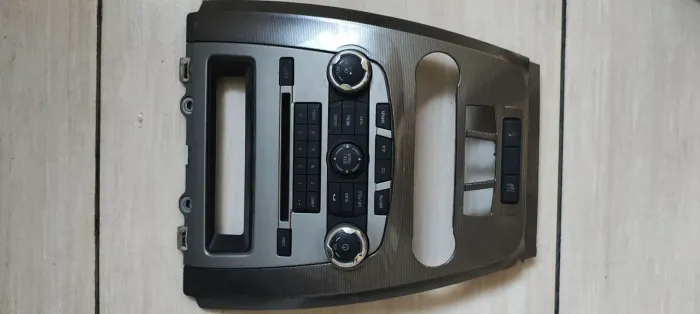 Moldura painel + controle de rádio Fusion 2010 a 2012