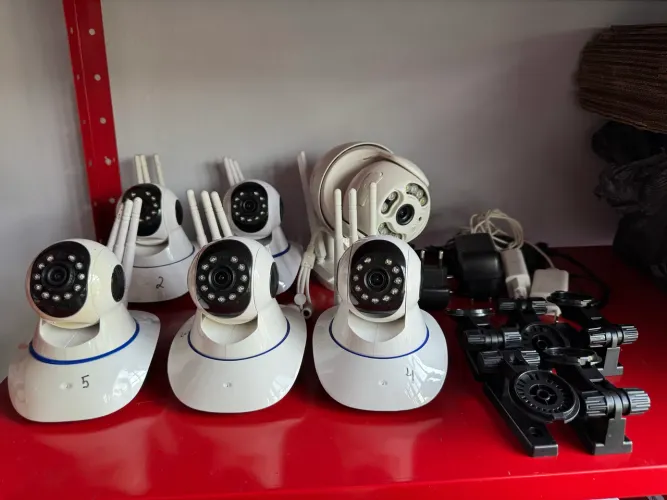 KIT 6 CÂMERAS SEGURANÇA WI-FI