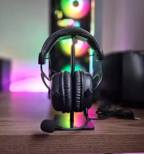 Headset Gamer HyperX Cloud Core, Som Surround 7.1, Drivers 53mm, Preto, HX-HSCC-2-BK/WW