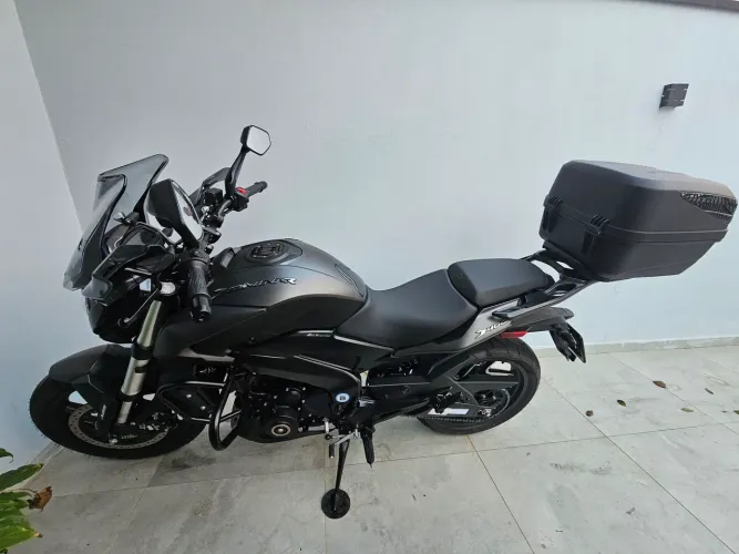 Bajaj Dominar 400 - Novo sem detalhes
