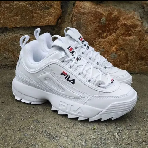 Tênis branco vários modelos disponíveis