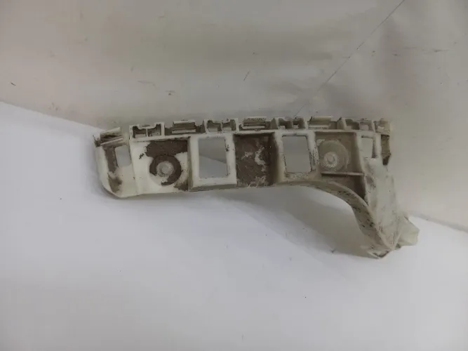 Guia Parachoque Traseiro Esquerdo Vw Up 2014 A 2018