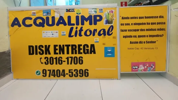 Balcão para comércio com porta