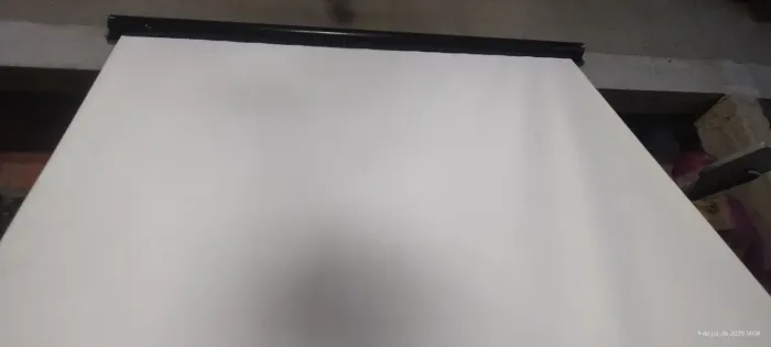 Tela de projeção retrátil