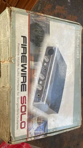 Interface de Áudio M-Audio FireWire Solo