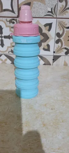 Garrafa de água dobrável para academia