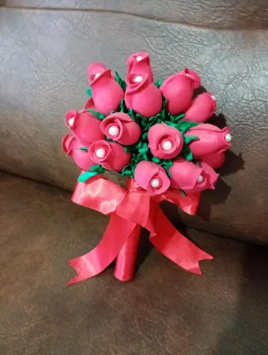 Buquê de noiva artificial / 