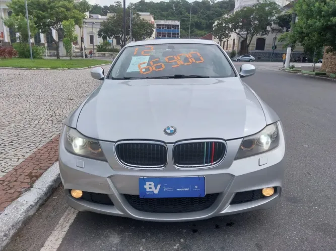 BMW 318I 2.0 16V AUTOMÁTICO 2012