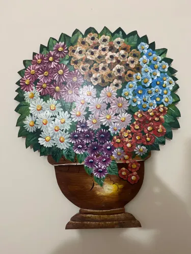 Painel Ânfora de Flores Coloridas - Metal 48x42