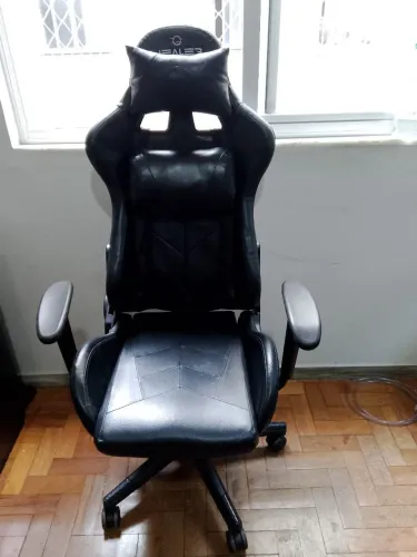 Cadeira gamer presidente. Semi nova. 