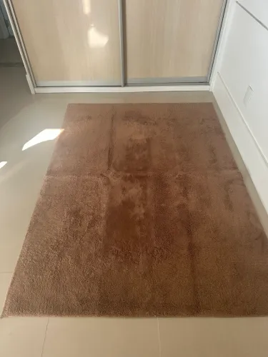 Tapete quarto ou sala 163 cm x 187 cm novo