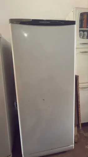 Geladeira Prosdócimo 