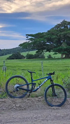 Trek Top Fuel semi-nova (alumínio) - L