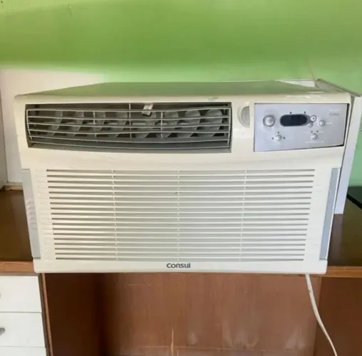 Ar-condicionado janela 12000 BTUs/h Consul Frio e Quente Eletrônico com Filtro Antipoeira
