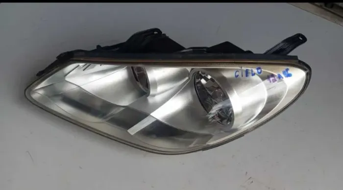 farol Palio Siena Strada 2007 A 2018 Lado Esquerdo Original Fiat    etq5768
