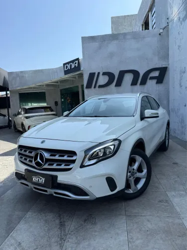 Mercedes-Benz GLA 200 Adv. 1.6/1.6 TB 16V Flex Aut. 2018