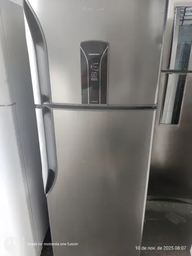 REFRIGERADOR PANASONIC 360L 220