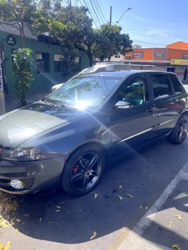 Fiat Stilo Dualogic 1.8 Sporting Flex 8V 5P 2009