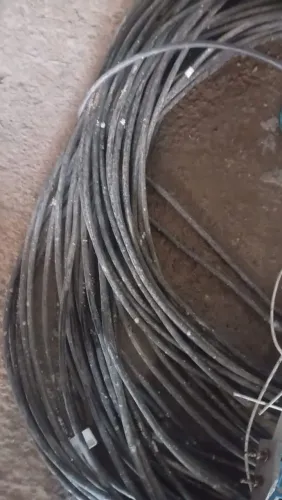 Cabos Elétricos em Rolo