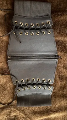 Corset de Couro com Cadarço