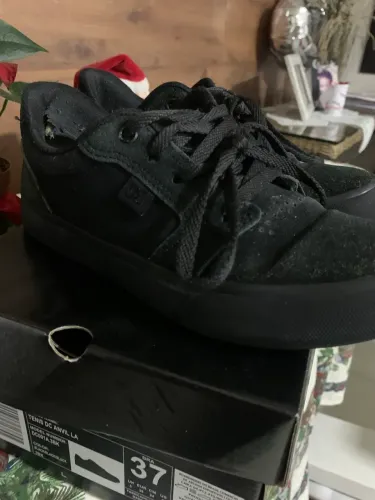 Tênis DC Anvil LA 36