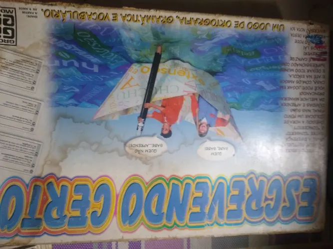 Lote de partes de jogos.