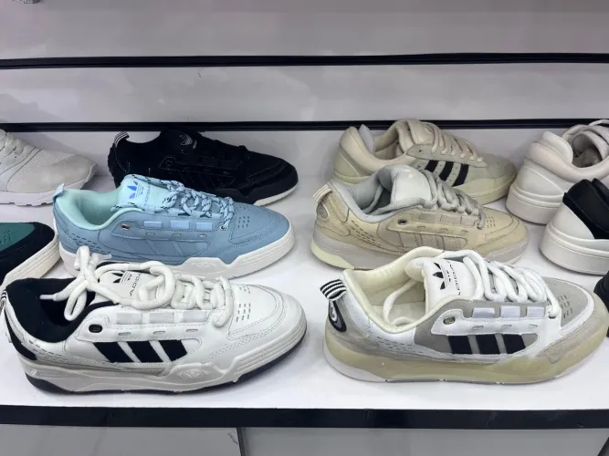 Tênis Adidas Adi2000