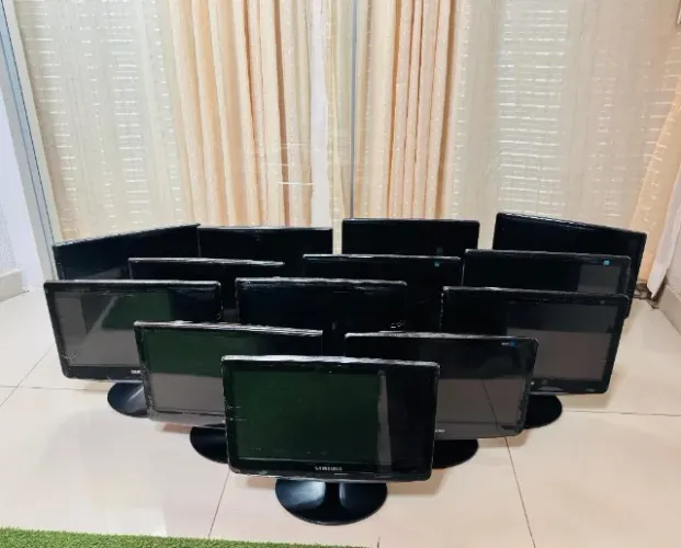 Monitor Wide de 16 polegadas, barato, funcionando 100%, entregamos, garantia de 3meses