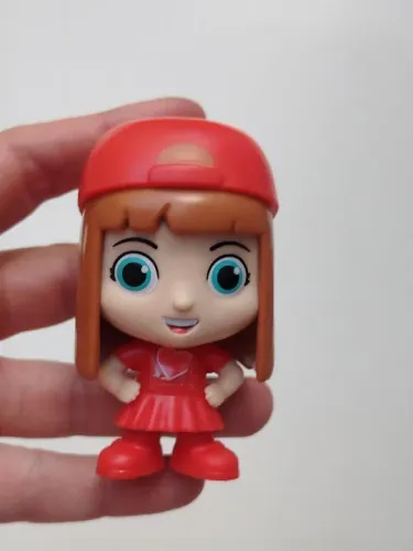 Boneca Gi aventureira burger king 