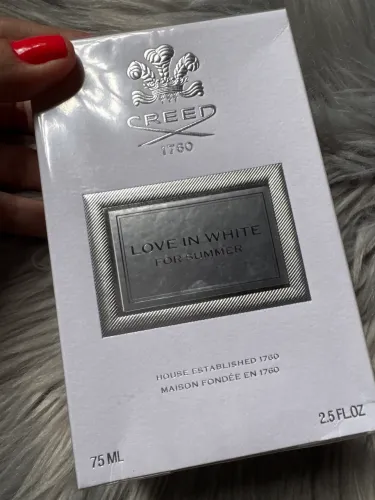 Perfume Love in White for Summer Casa Creed