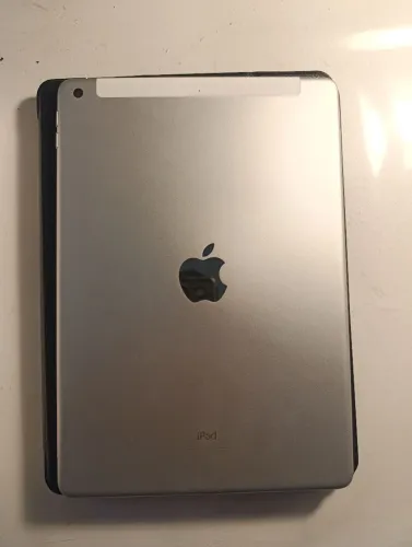 iPad 9 geração 256 gb wifi + cellular (caneta  + capinha) 