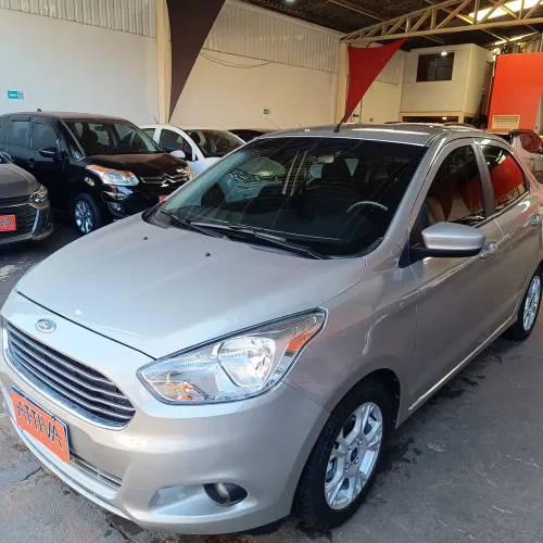 Ka + Sedan 1.5 Sel apenas 65.000km