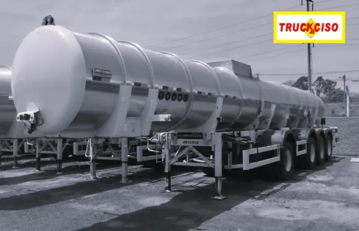 (431) Semi Reboque Tanque Inox Ácido 4 Eixos Metanox Ano 2022