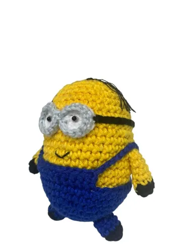Minion de Crochê - Pelúcia Fofinha sob encomenda