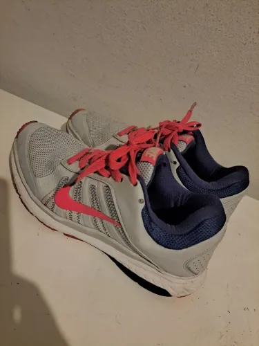 Tenis nike 37 original usado