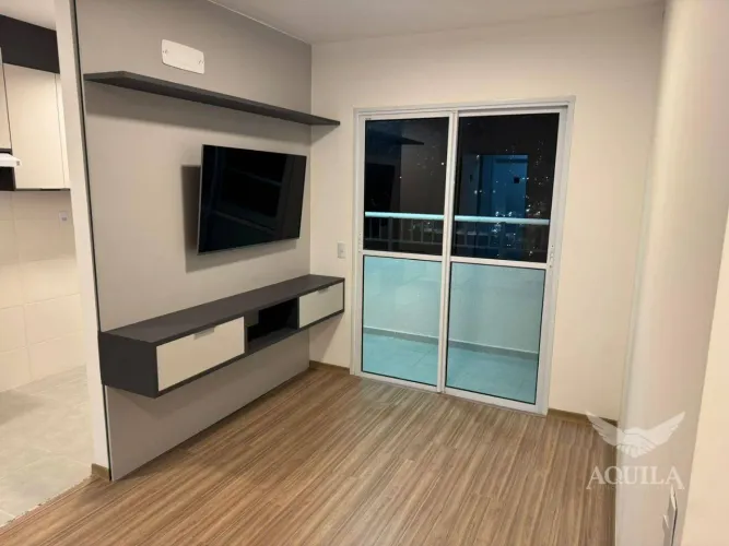 APARTAMENTO NO JR CAMPOLIM II COM 2 QUARTOS SENDO 1 SÚITE