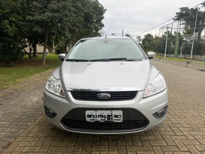 Ford Focus 2.0 16v/se/se Plus Flex 5P Aut. 2013