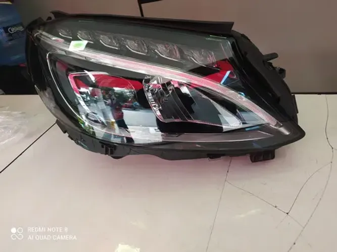 Farol Direito Mercedes C180 C200 2015 A 2018 #12 Direito/passageiro